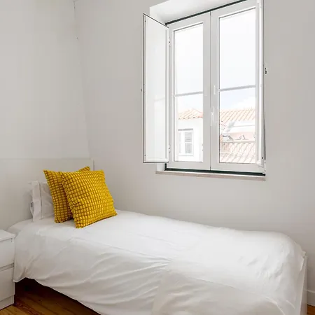 3-bed Flat Retreat By Sao Jorge Castle Appartement