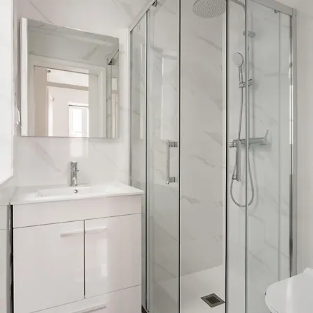 3-bed Flat Retreat By Sao Jorge Castle Lissabon